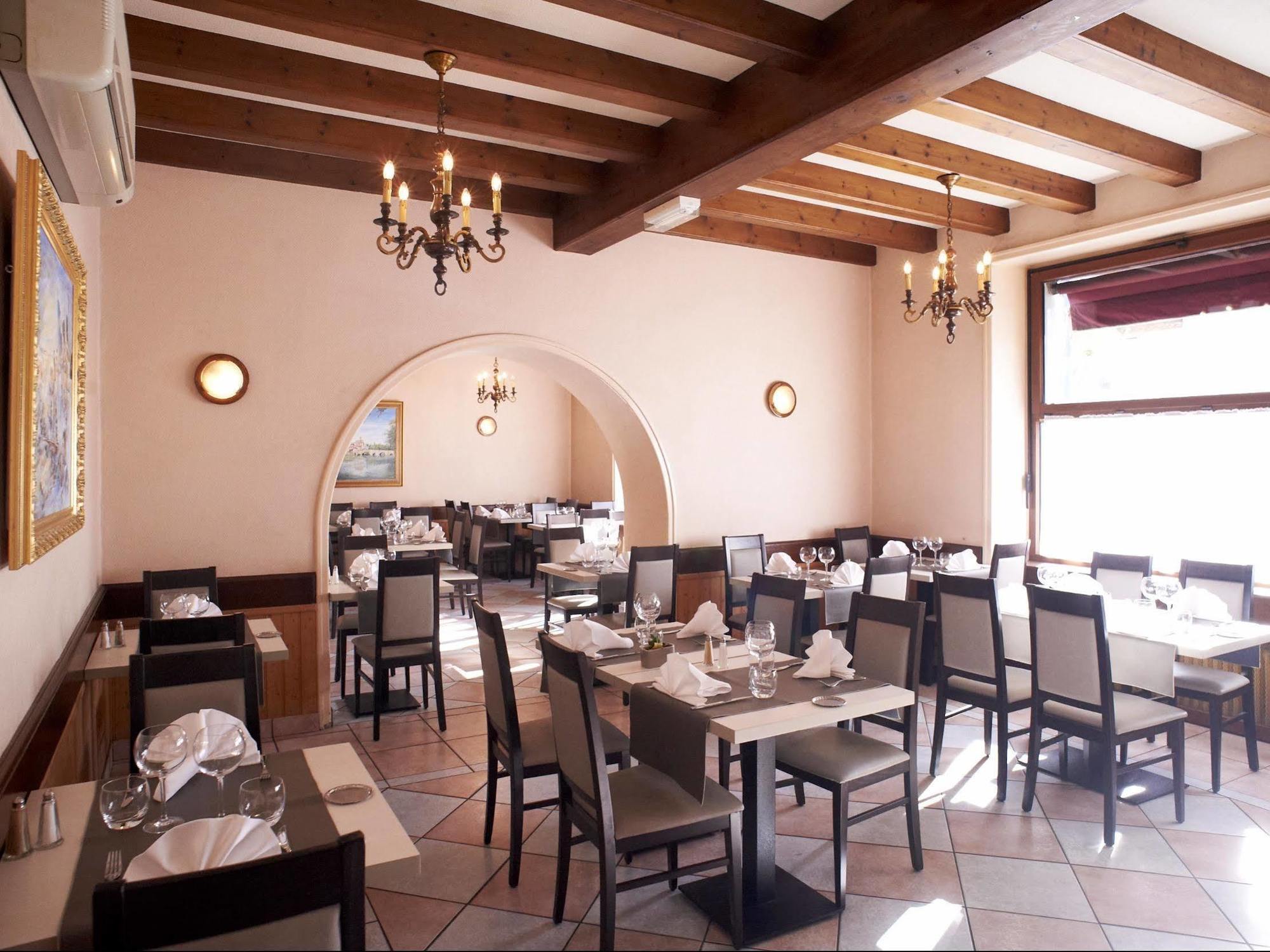 Hotel De La Gare Clisson Zewnętrze zdjęcie