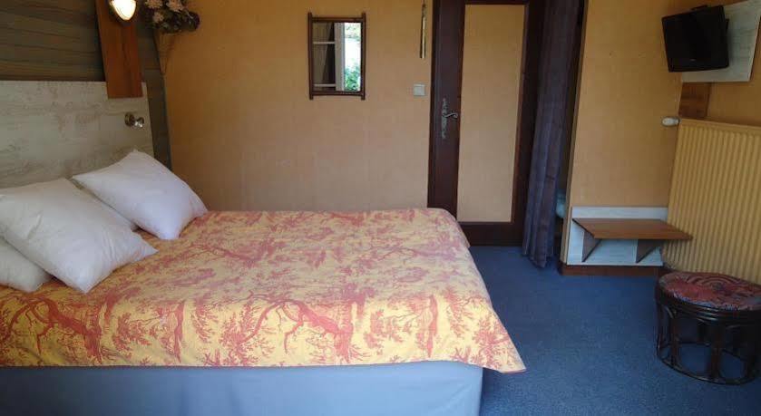 Hotel De La Gare Clisson Zewnętrze zdjęcie