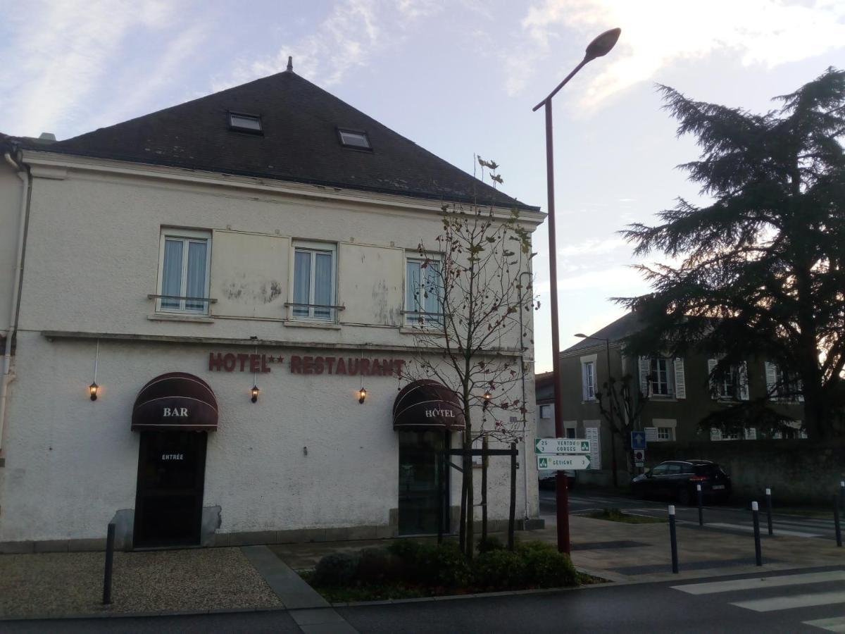 Hotel De La Gare Clisson Zewnętrze zdjęcie